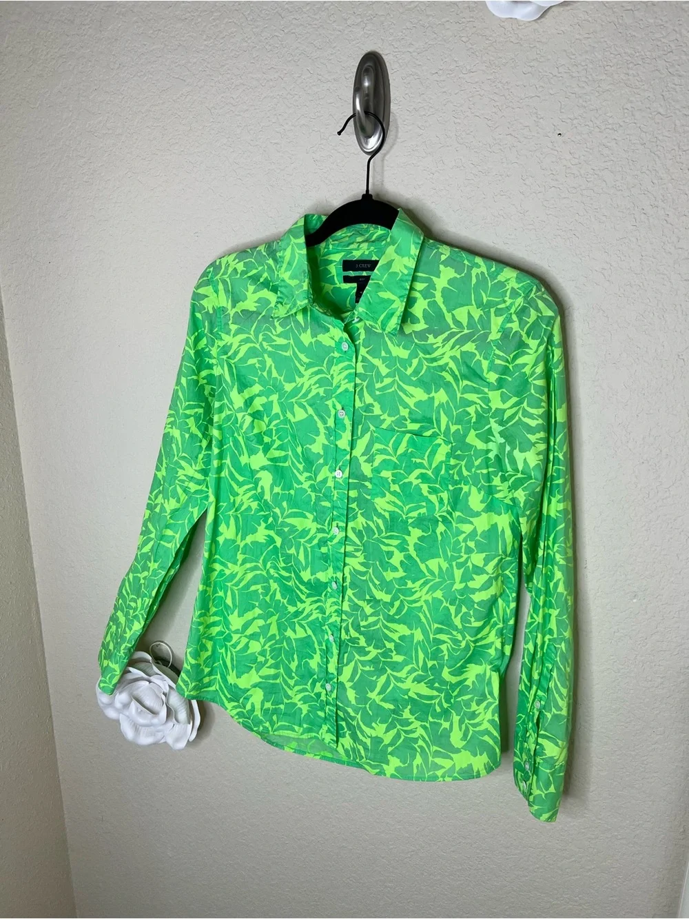 NTM: J.Crew Boy Shirt Tropical Floral Polynesian Green Button Down Size 4